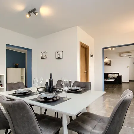 House Ulika Near Pula - Pet Friendly * Marčana
