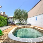 Сasa de vacaciones House Ulika Near Pula - Pet Friendly Marčana