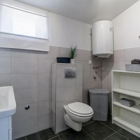 House Ulika Near Pula - Pet Friendly *