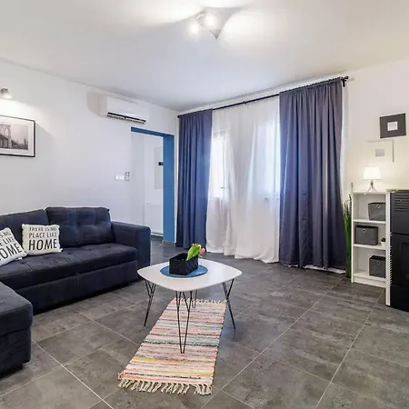 House Ulika Near Pula - Pet Friendly *
