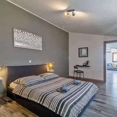 Holiday home House Ulika Near Pula - Pet Friendly