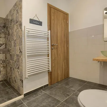House Ulika Near Pula - Pet Friendly Holiday home *