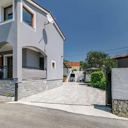 Holiday home House Ulika Near Pula - Pet Friendly *